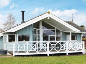 6 person holiday home in Hadsund